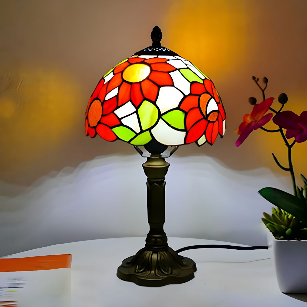 Lampe en Vitrail Tiffany en Métal - Opale Image