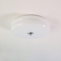 Plafonnier art déco finition chrome et abat-jour blanc