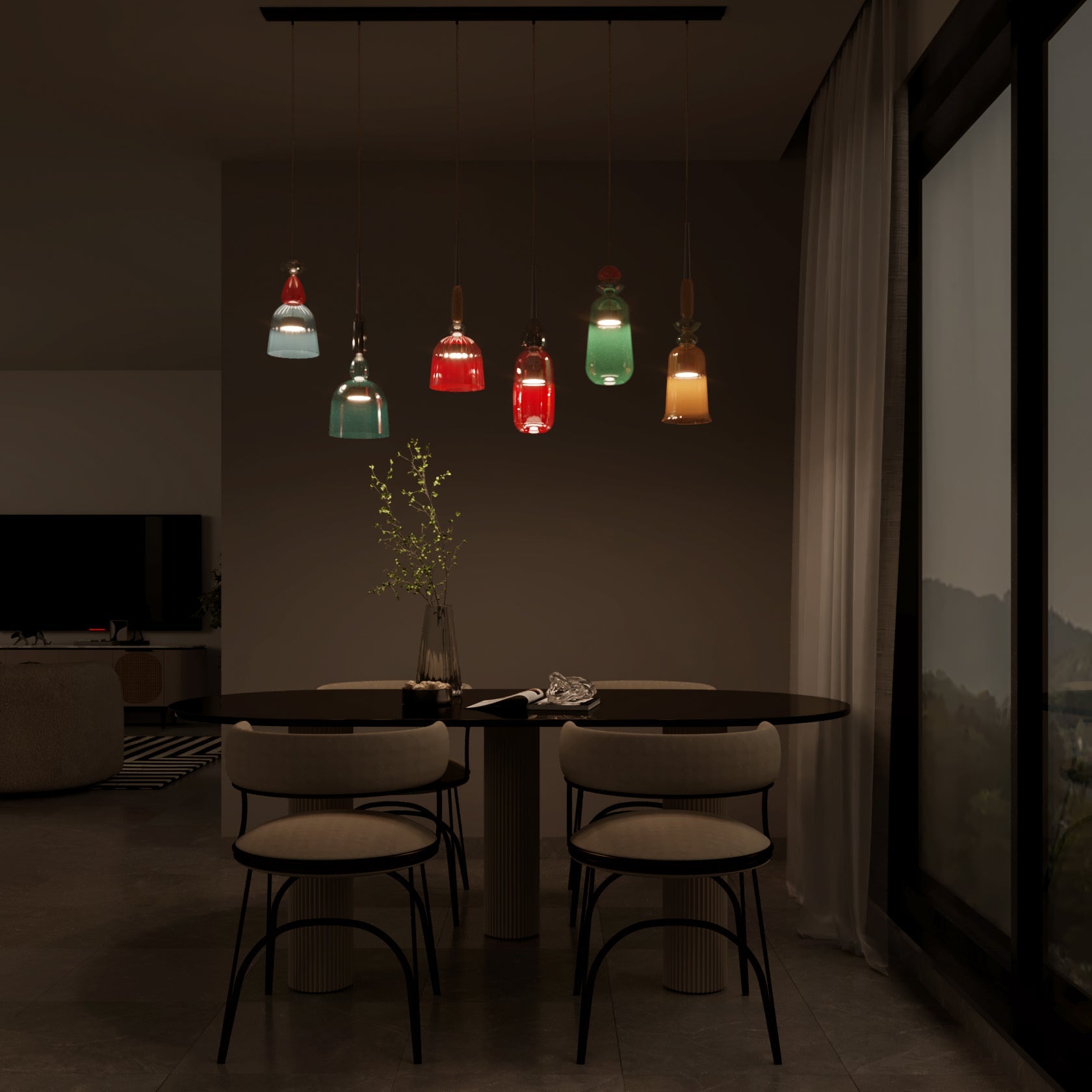Suspensions verre vitrail créant une ambiance tamisée au-dessus d'une table ronde