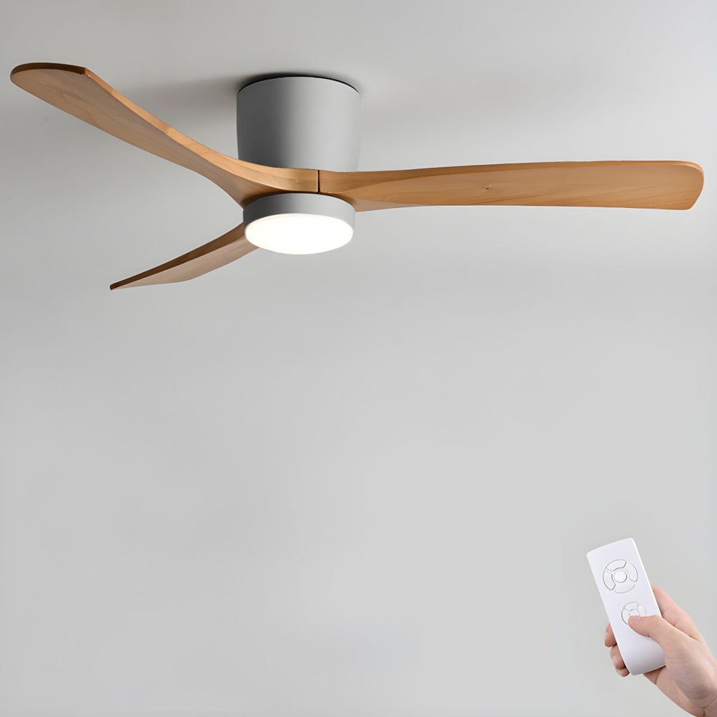 Ventilateur de plafond gris et bois naturel