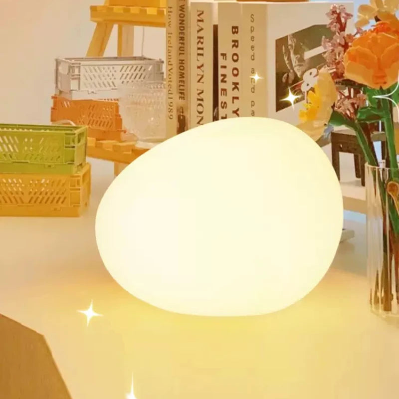 Lampe de chevet Design LED Caillou Lumineux - section Image