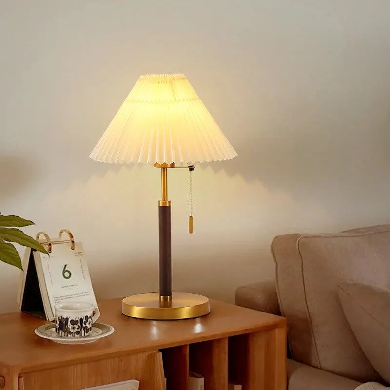 Lampe de chevet Vintage en Bois et Laiton - Opale Image