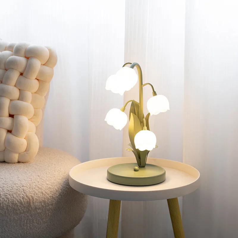 Lampe de chevet à Fleurs de Muguet Vintage - Opale
