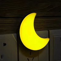 Lampe de chevet Bébé Veilleuse Lune sur Prise - Opale