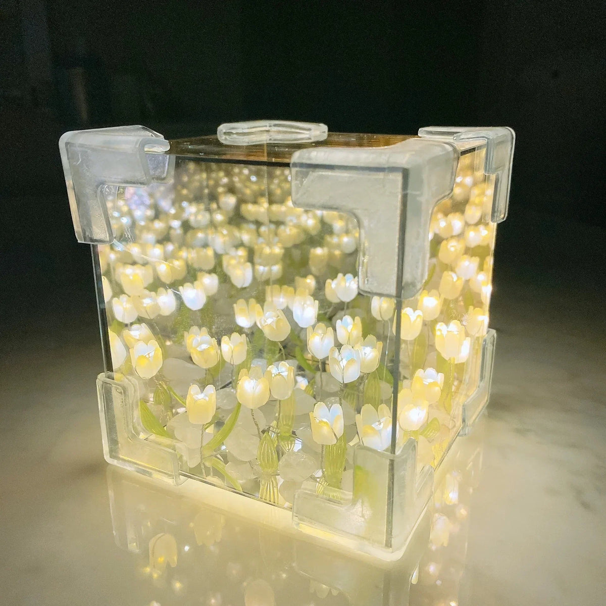 Lampe de chevet Fleur 3D Boîte Miroir avec Tulipes - Opale