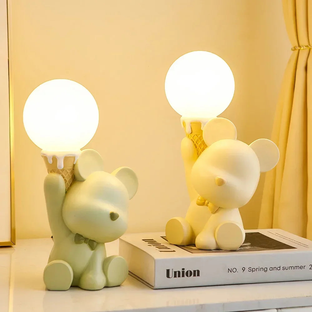 Lampe de chevet Design Enfant Petit Ours - Opale Image