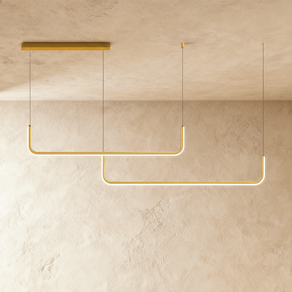 Lustre design linéaire finition dorée, modèle double décalé