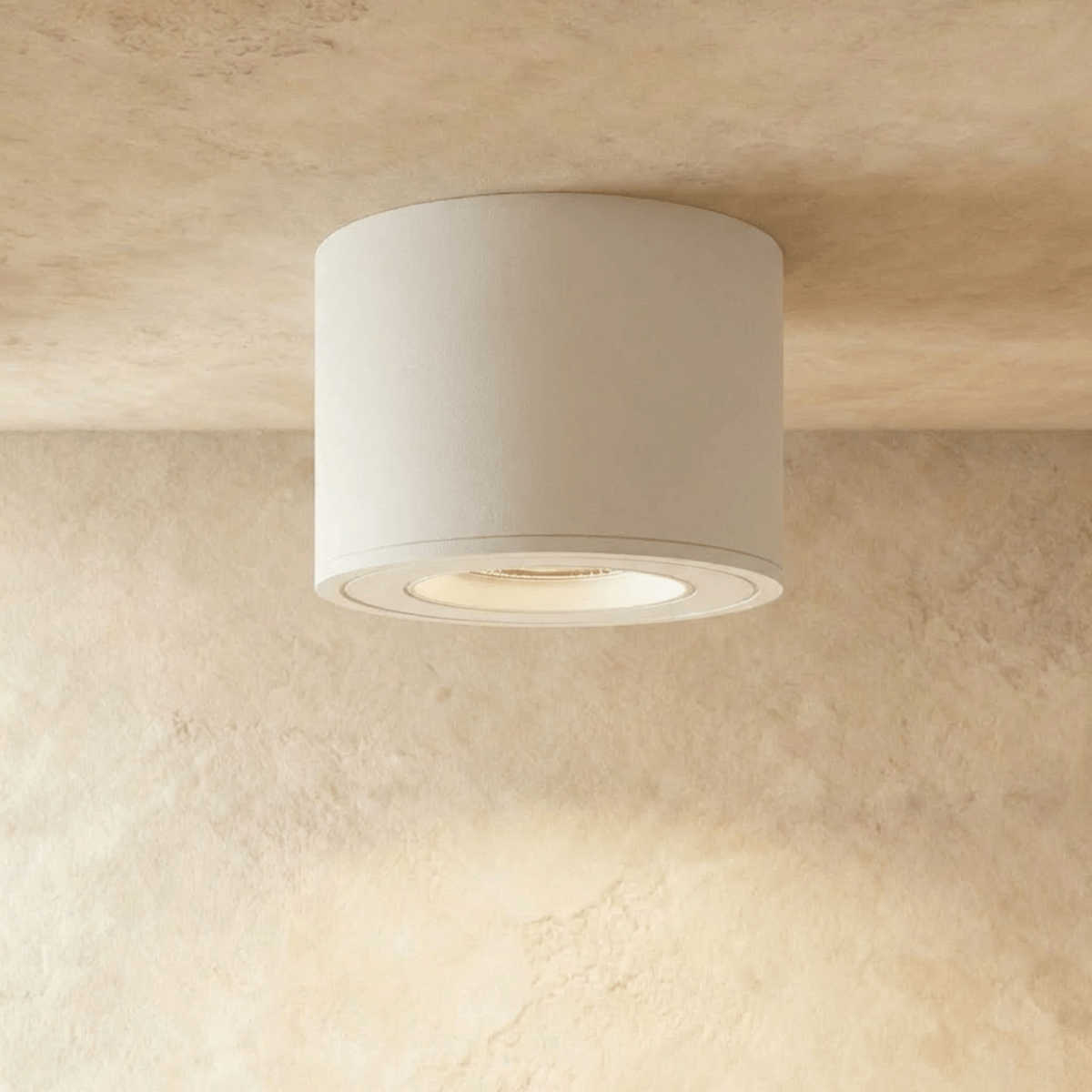 Spot LED orientable en aluminium blanc monté en saillie au plafond