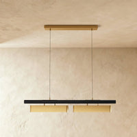 Lustre led linéaire 2 têtes finition noir et laiton avec barre horizontale suspendu au plafond