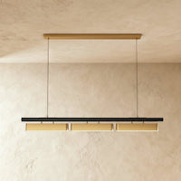 Lustre led linéaire 3 têtes avec barre horizontale noire et diffuseurs laiton