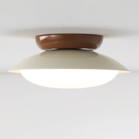 Plafonnier LED vintage marron et beige vu de trois quarts