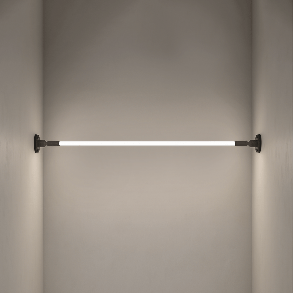 Applique murale LED linéaire noire avec supports muraux, lumière blanche
