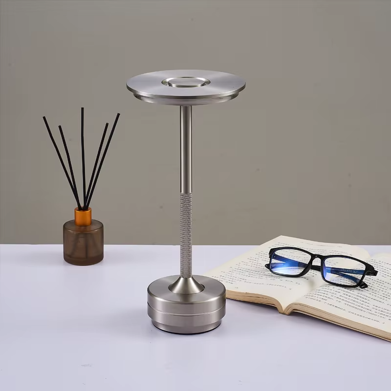 Lampe de chevet Sans fil Rechargeable et Tactile à LED - section Image